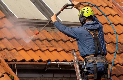 Démoussage et hydrofuge de toiture à Morville